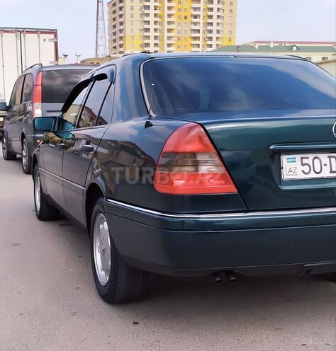 Mercedes C 220 1995, 430,000 km - 2.2 l - Sumqayıt