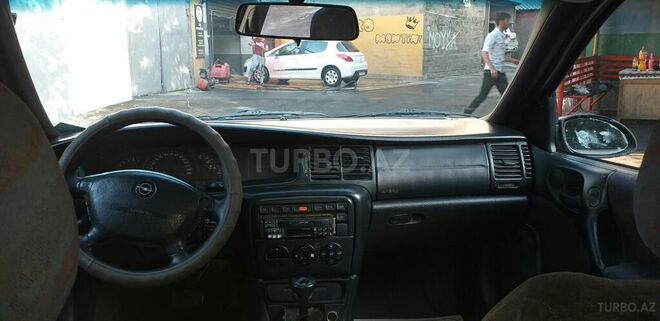 Opel Vectra 1996, 450,000 km - 1.6 l - Bakı