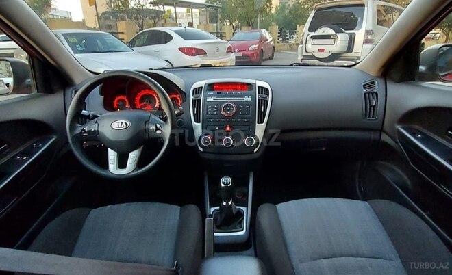 Kia Ceed 2010, 177,000 km - 1.6 l - Bakı