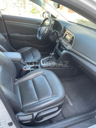 Hyundai Elantra 2017, 83,000 km - 2.0 l - Bakı