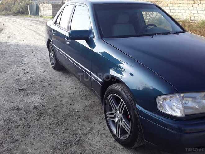 Mercedes C 220 1996, 299,842 km - 2.2 л - Mingəçevir