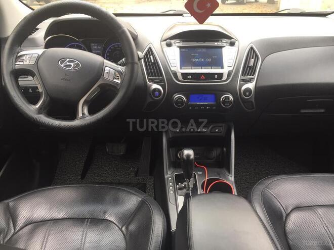 Hyundai ix35 2012, 169,890 km - 2.0 l - Naftalan