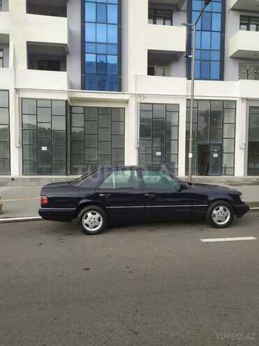 Mercedes E 220 1995, 500,000 km - 2.2 l - Bakı