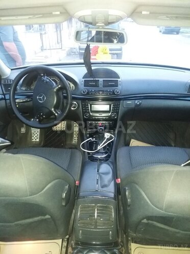 Mercedes E 220 2002, 512,000 km - 2.2 l - Beyləqan