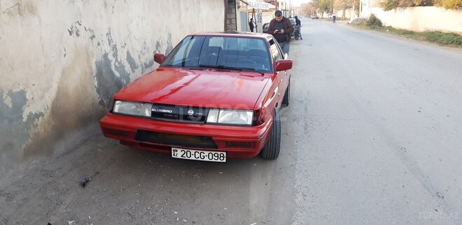 Nissan Bluebird 1988, 100,000 km - 2.0 л - Gəncə
