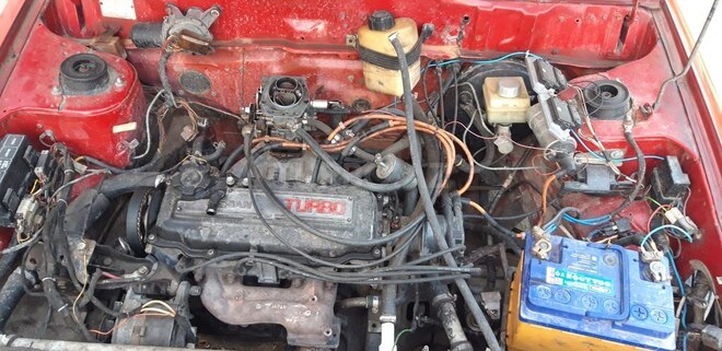 Nissan Bluebird 1988, 100,000 km - 2.0 л - Gəncə