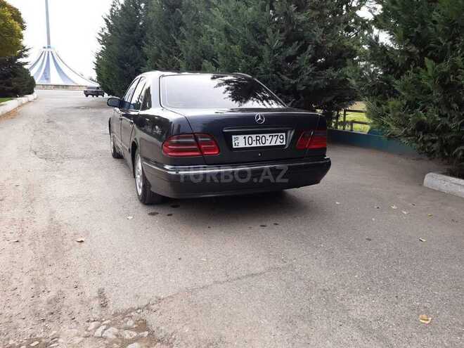 Mercedes E 240 2000, 131,000 km - 2.4 l - Ağstafa