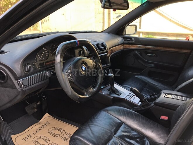 BMW 528 2000, 328,000 km - 2.8 l - Bakı