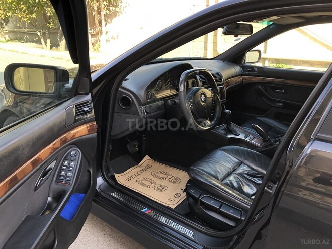BMW 528 2000, 328,000 km - 2.8 l - Bakı