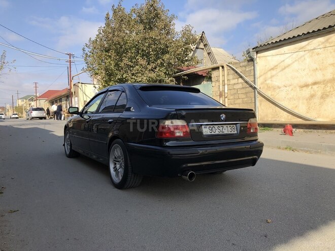 BMW 528 2000, 328,000 km - 2.8 l - Bakı