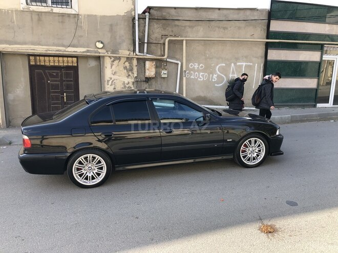 BMW 528 2000, 328,000 km - 2.8 l - Bakı