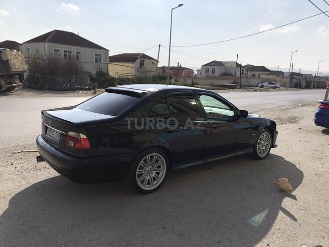 BMW 528 2000, 328,000 km - 2.8 l - Bakı