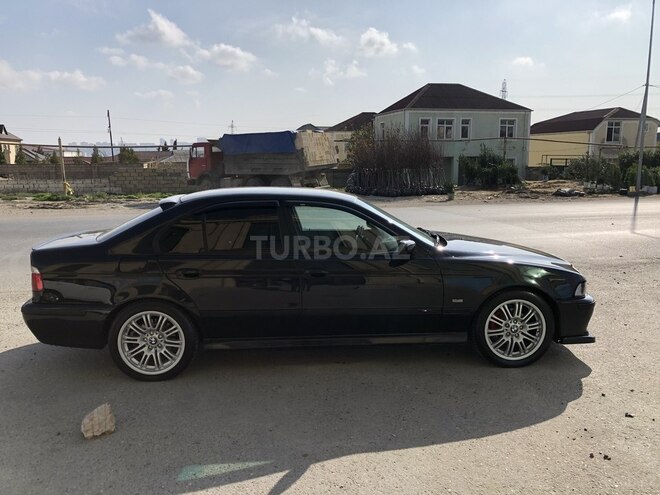 BMW 528 2000, 328,000 km - 2.8 l - Bakı