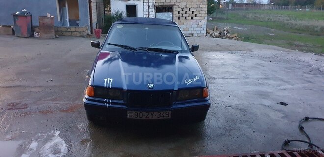 BMW 318 1993, 250,000 km - 1.8 л - Masallı