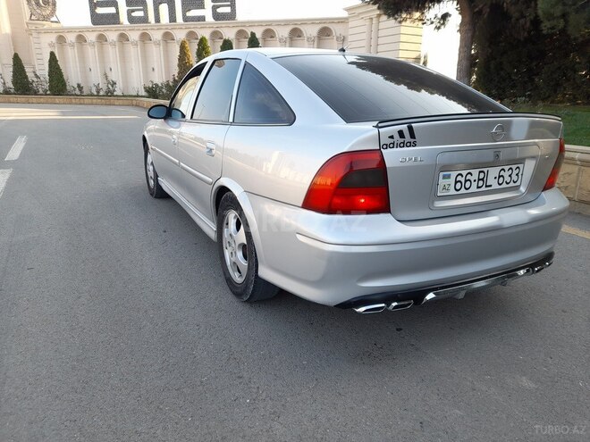 Opel Vectra 1999, 360,200 km - 1.8 l - Gəncə