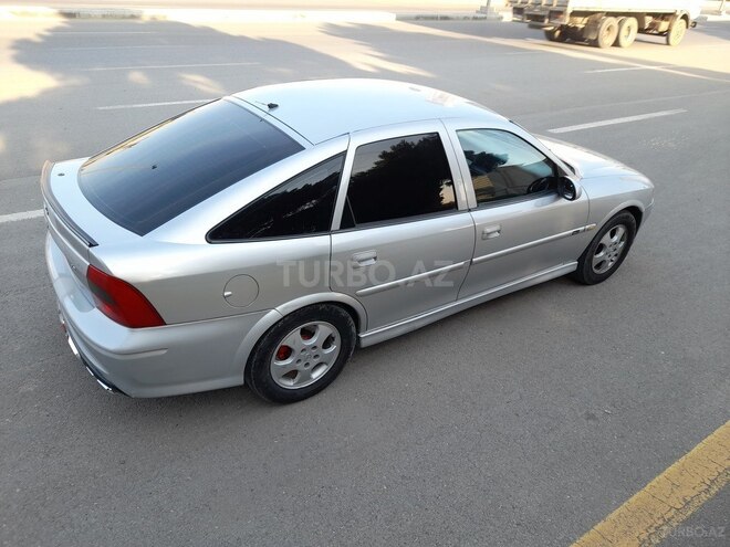 Opel Vectra 1999, 360,200 km - 1.8 l - Gəncə