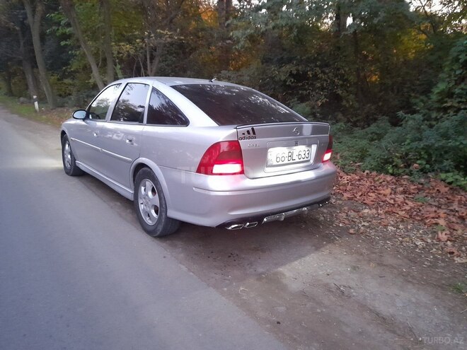 Opel Vectra 1999, 360,200 km - 1.8 l - Gəncə