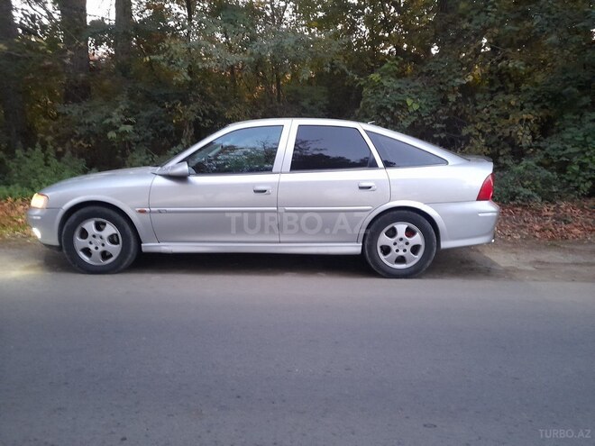 Opel Vectra 1999, 360,200 km - 1.8 l - Gəncə