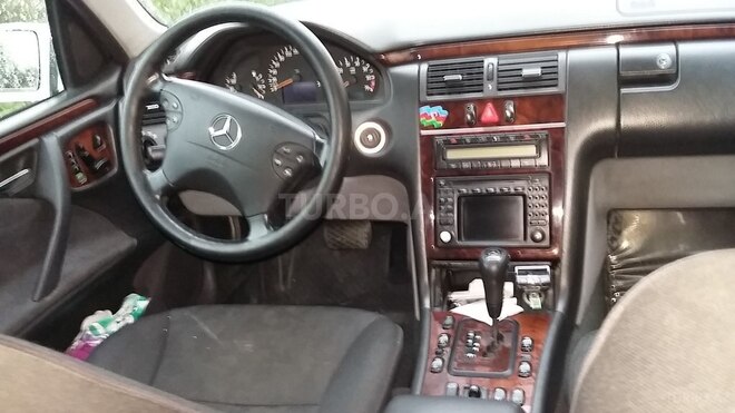 Mercedes E 240 2000, 280,000 km - 2.4 l - Bakı