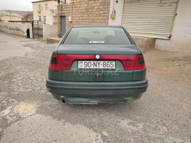Volkswagen Polo 1995, 293,348 km - 1.6 l - Bakı