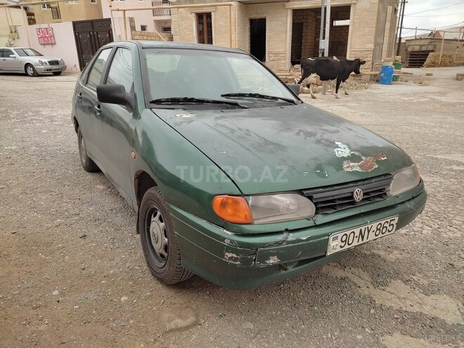 Volkswagen Polo 1995, 293,348 km - 1.6 l - Bakı
