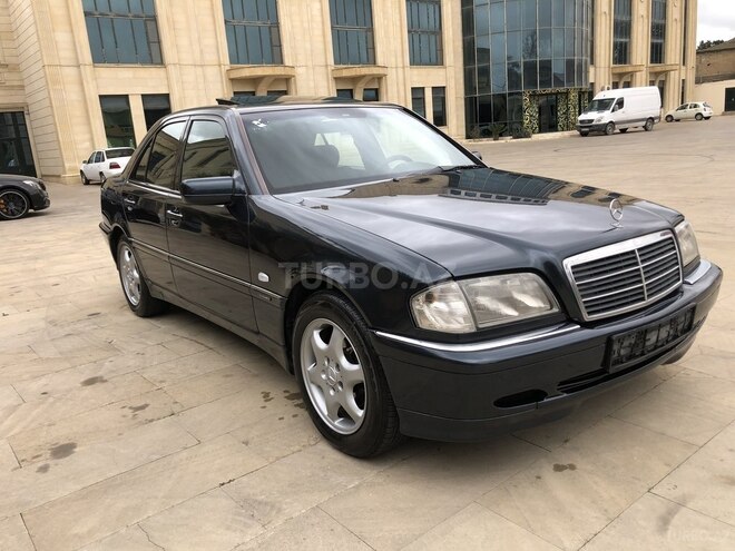 Mercedes C 220 1998, 498,000 km - 2.2 l - Bakı