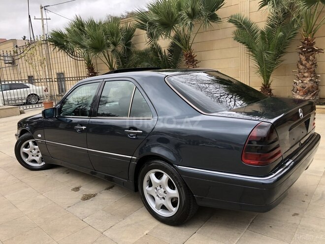 Mercedes C 220 1998, 498,000 km - 2.2 l - Bakı
