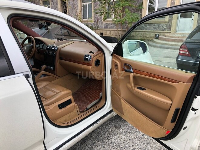 Porsche Cayenne 2006, 261,000 km - 3.2 l - Bakı