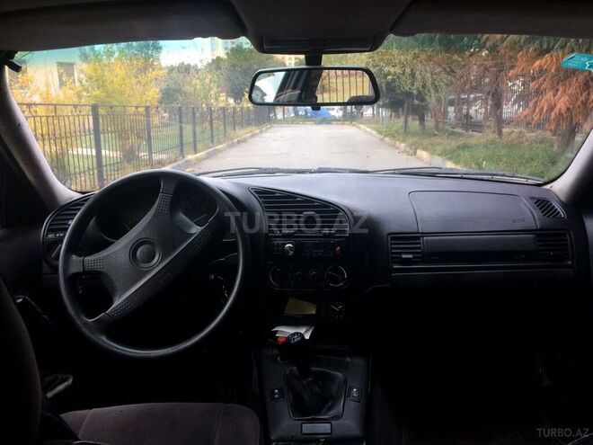 BMW 318 1995, 225,500 km - 1.8 l - Bakı