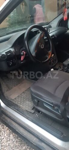 Mercedes Vaneo 2004, 412,321 km - 1.7 л - Quba