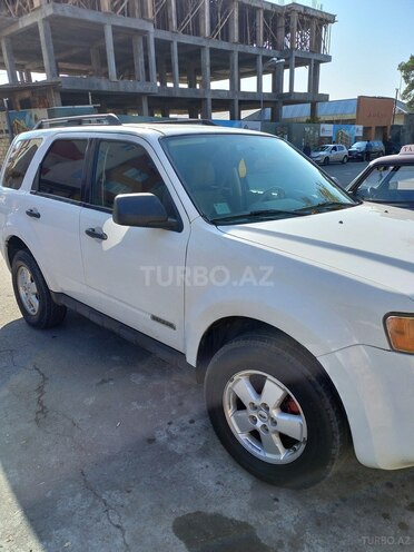 Ford Escape 2007, 136,000 km - 3.0 л - Zaqatala