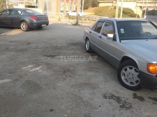 Mercedes 190 1992, 325,145 km - 1.8 l - Bakı