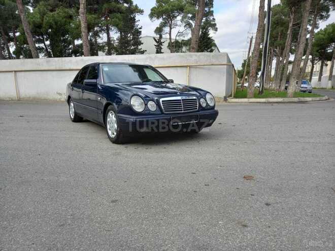 Mercedes E 240 1998, 272,000 km - 2.4 l - Bakı