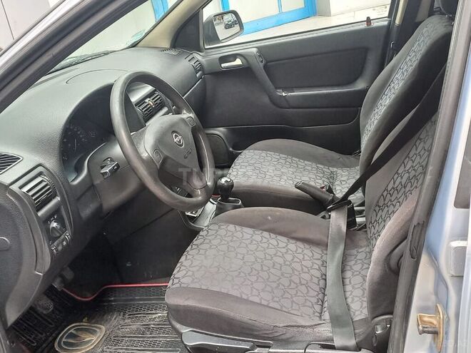Opel Astra 2000, 250,000 km - 1.6 л - Bakı