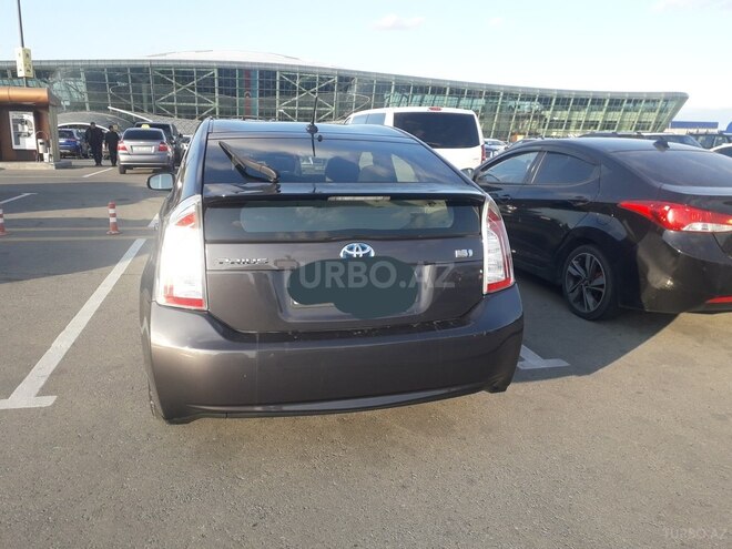 Toyota Prius 2013, 396,600 km - 1.5 l - Bakı