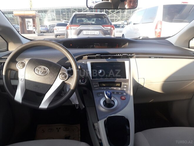 Toyota Prius 2013, 396,600 km - 1.5 l - Bakı