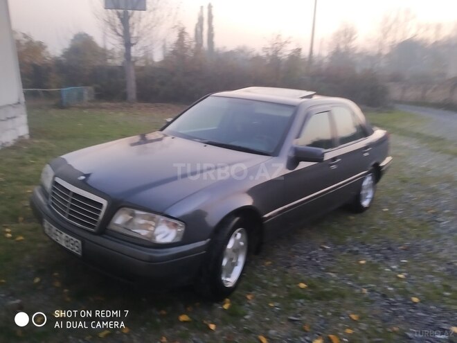 Mercedes C 180 1995, 360,000 km - 2.0 l - Qəbələ