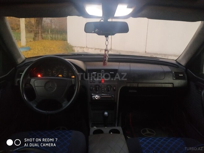 Mercedes C 180 1995, 360,000 km - 2.0 l - Qəbələ