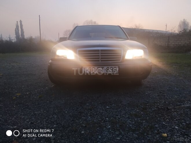 Mercedes C 180 1995, 360,000 km - 2.0 l - Qəbələ