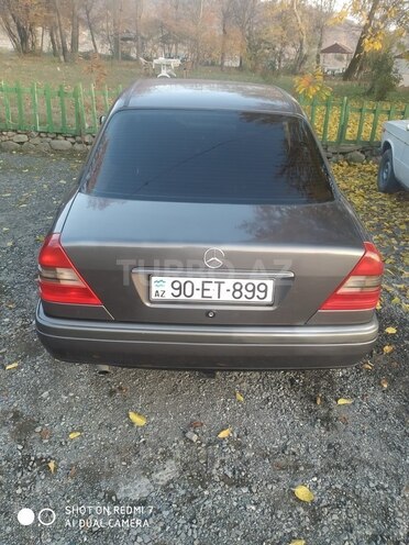 Mercedes C 180 1995, 360,000 km - 2.0 l - Qəbələ