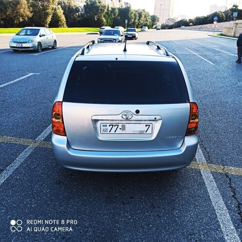 Toyota Corolla 2005, 182,000 km - 1.4 л - Bakı