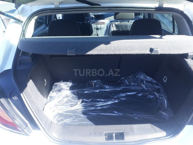 Opel Astra 2009, 220,000 km - 1.4 l - Bakı