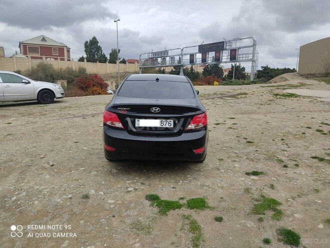 Hyundai Accent 2015, 178,637 km - 1.6 л - Bakı