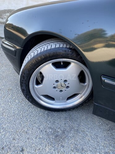 Mercedes E 280 2000, 340,000 km - 2.8 l - Bakı