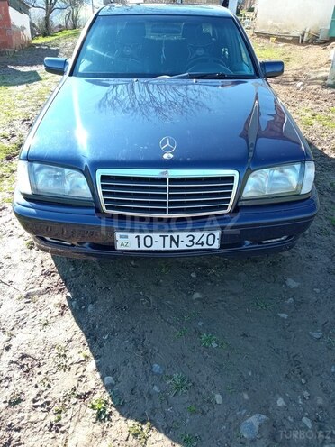 Mercedes C 240 1999, 35,000 km - 2.4 l - Yardımlı