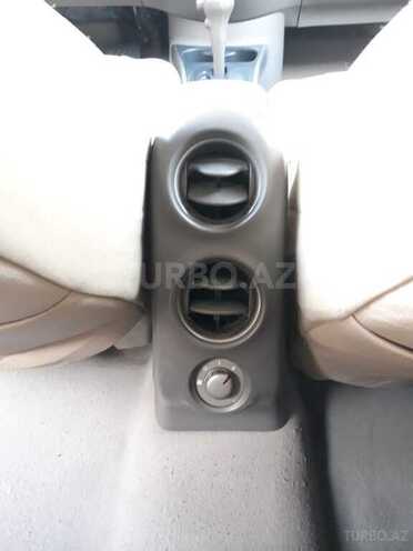 Nissan Sunny 2012, 300,000 km - 1.5 l - Bakı