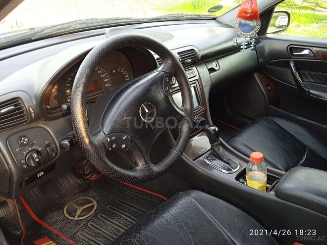 Mercedes C 240 2000, 300,000 km - 2.6 l - Xaçmaz