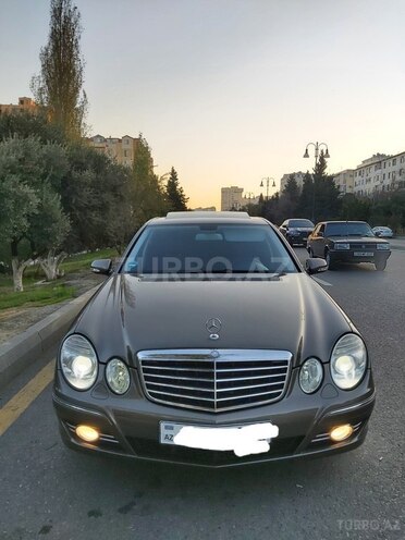 Mercedes E 220 2009, 202,360 km - 2.2 l - Bakı