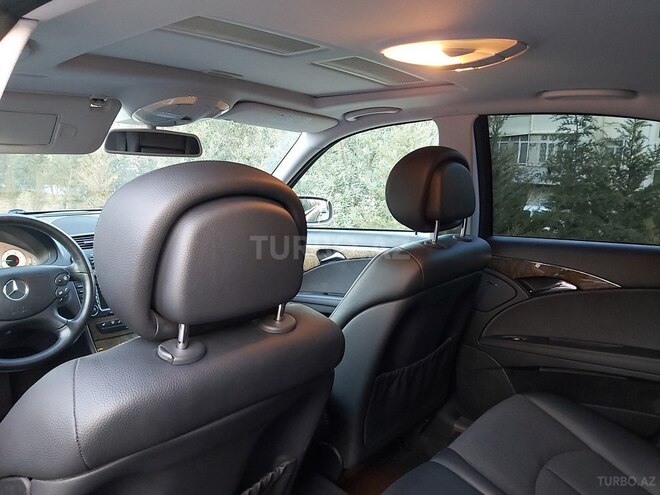 Mercedes E 220 2009, 202,360 km - 2.2 l - Bakı