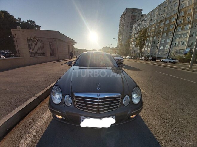 Mercedes E 220 2009, 202,360 km - 2.2 l - Bakı